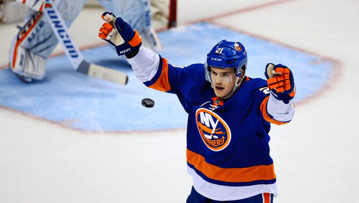 Simon Holmströms mål i förlängning gav NY Islanders segern: ”Rätt ögonblick”