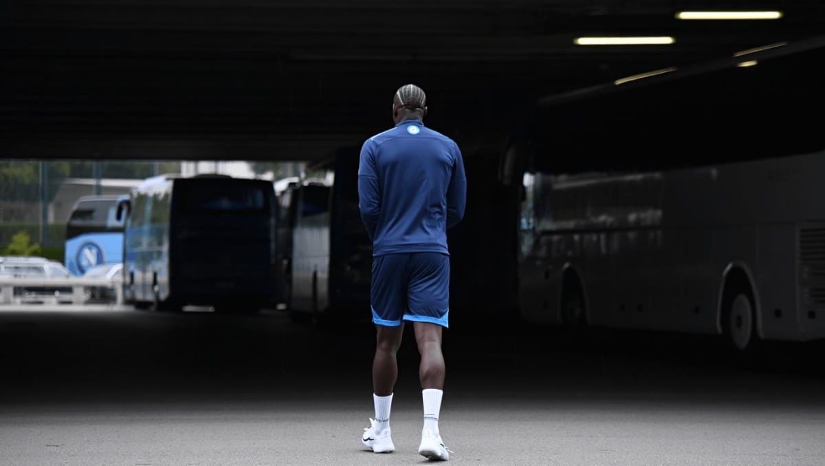 Romelu Lukaku kan bli permanent borttagen av Napoli eftersom han inte rapporterade till träning