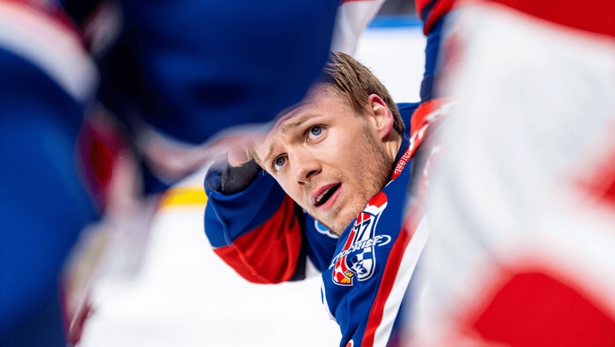 Två matchers avstängning och böter för HV71:s Axel Rindell