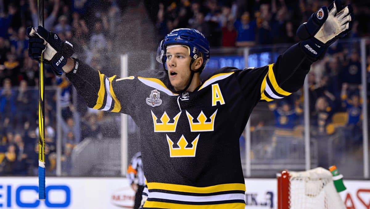 Svenskmål och assist när Boston reducerade matchserien