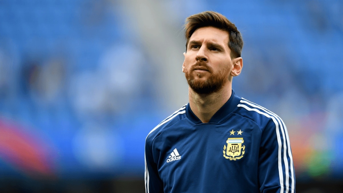 Ett officiellt inlägg från Ballon d'Or-webbplatsen antyder en nionde utmärkelse för Leo Messi